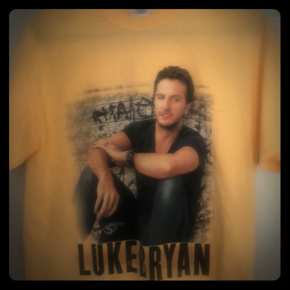 Luke Bryan t shirt